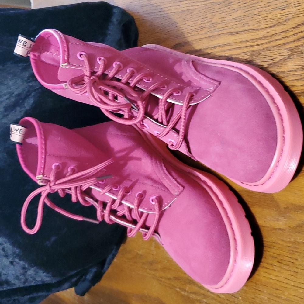 Pink boots Size 9